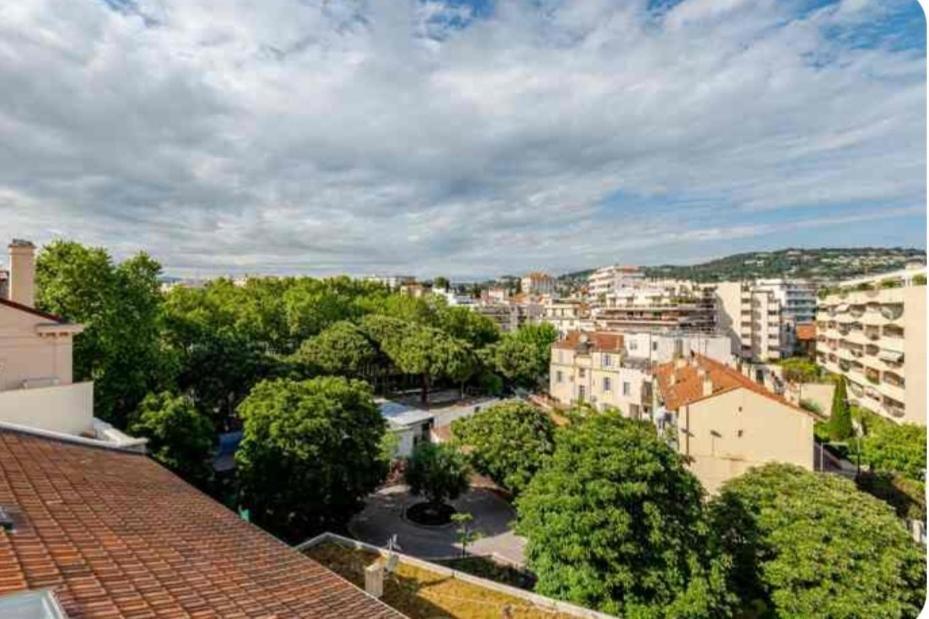 Apartment Luminous 92m2 8mn Palais *
